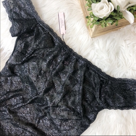 VS Black Lace & Mesh Shimmer Sexy Teddy Bodysuit - Picture 5 of 8